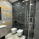 Pensión Empire 4*