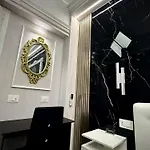 Empire 4*