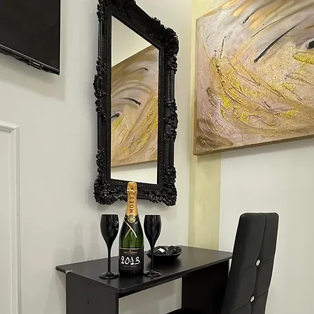 Empire Gasthuis Tropea